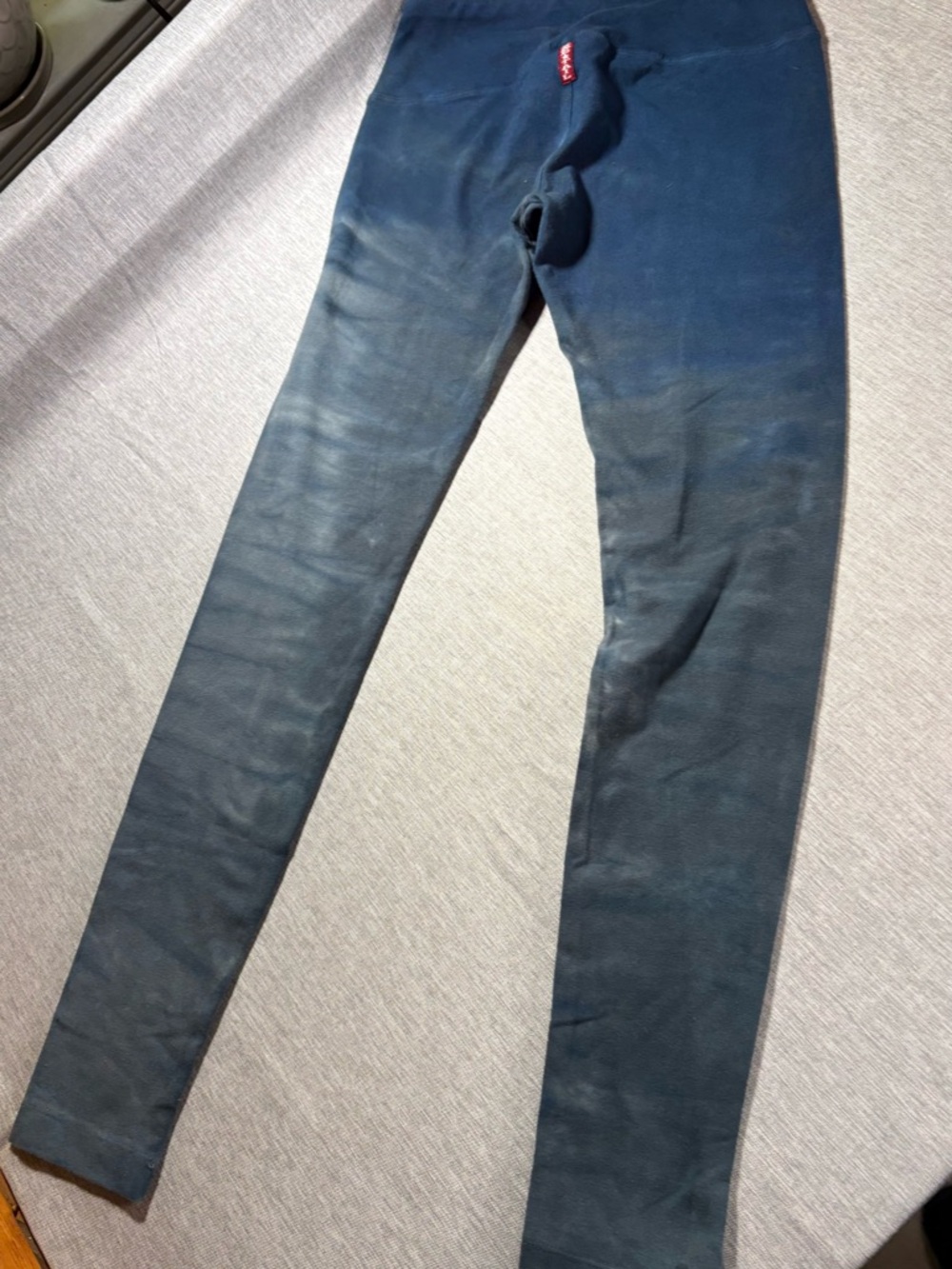 Hard Tail Navy Blue Leggings with Red Logo - Picture 2 of 4